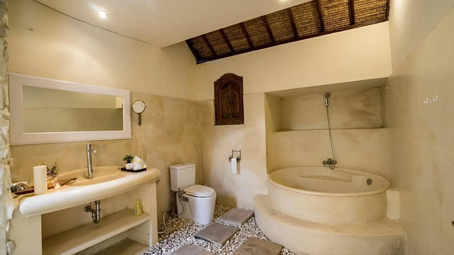 Villa Umah Maya 3Br Seminyak 0*, Seminyak (Bali)